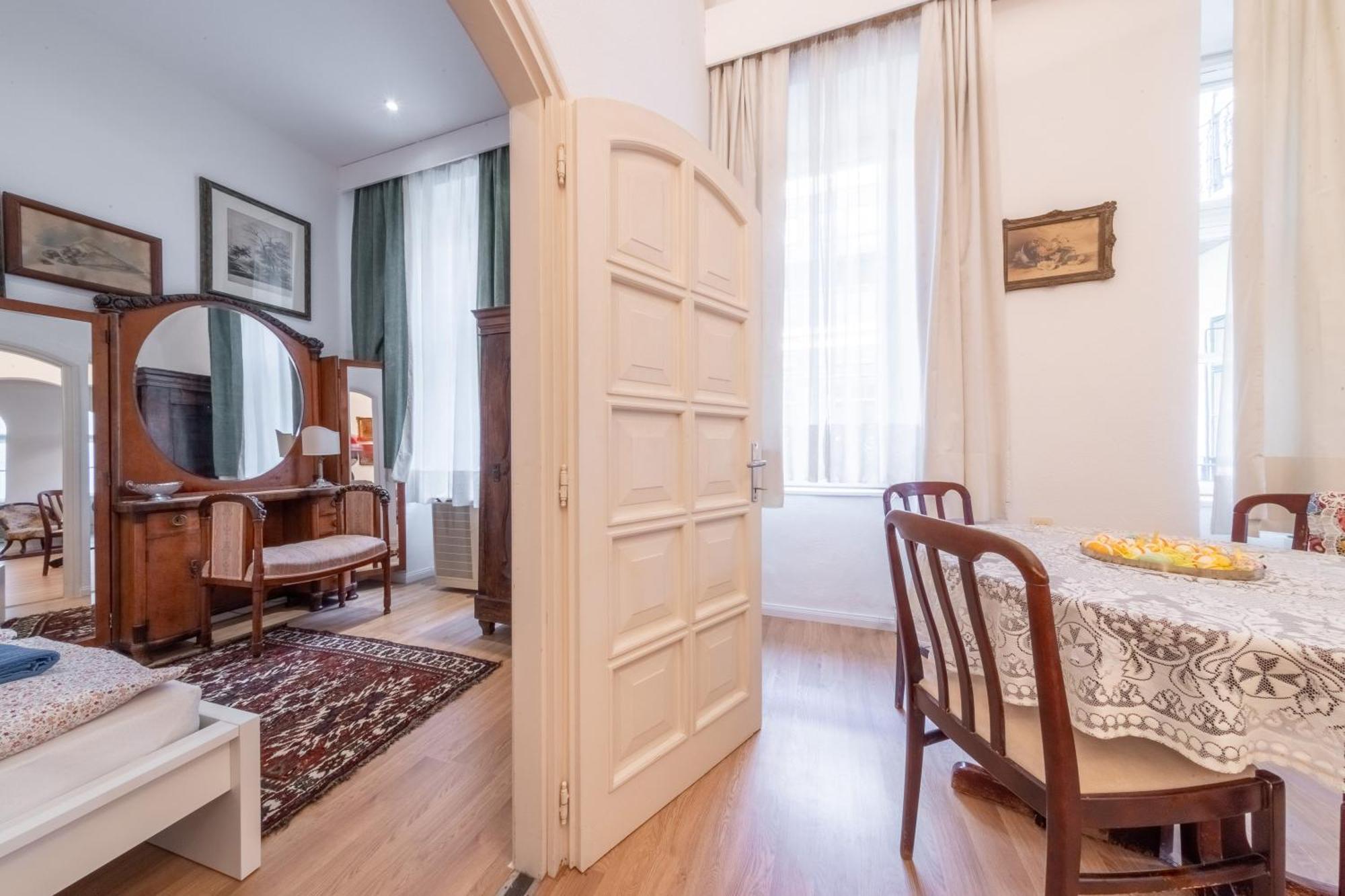 Hungarian Souvenir Apartman Budapest Kültér fotó