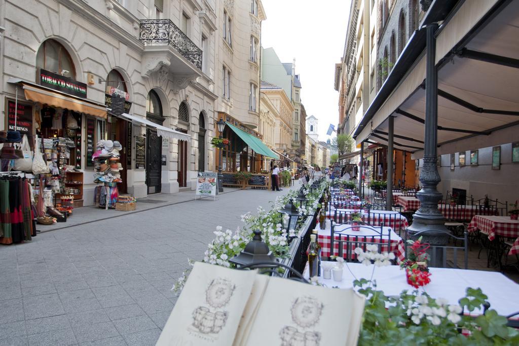 Hungarian Souvenir Apartman Budapest Kültér fotó